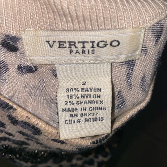 Vertigo Paris Cheetah Print Studded Embellished Long Sleeve Mock Neck Top Small - Picture 5 of 9